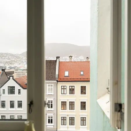 Unique Apartment-romantic Street-easy Check-in * Bergen